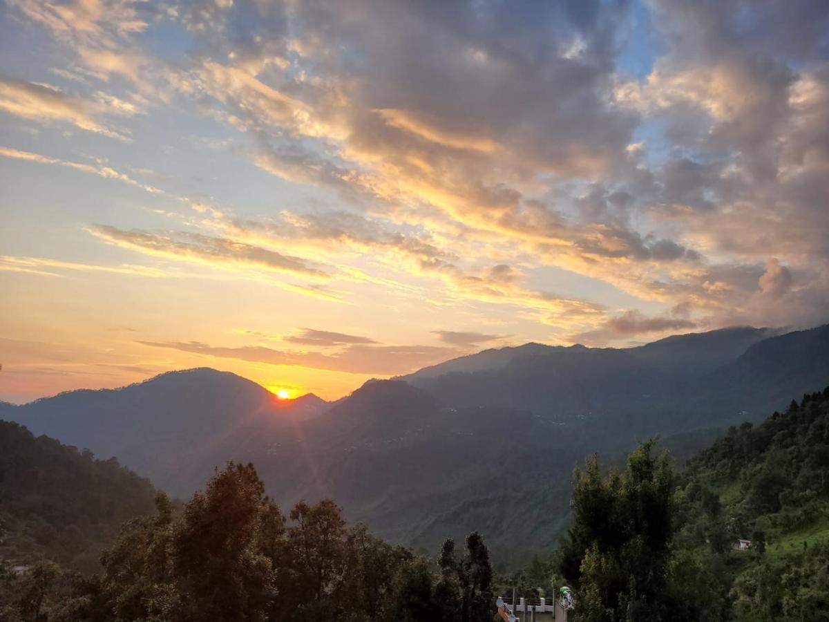 Sh Sunset Resort Nainital Εξωτερικό φωτογραφία